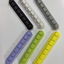 手机汽车跨境热销数据线保护套硅胶桌面理线器收纳车载用固线器自