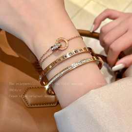 钛钢字母锆石手镯女秋冬轻奢小众高级感手链2025新款爆款气质手饰