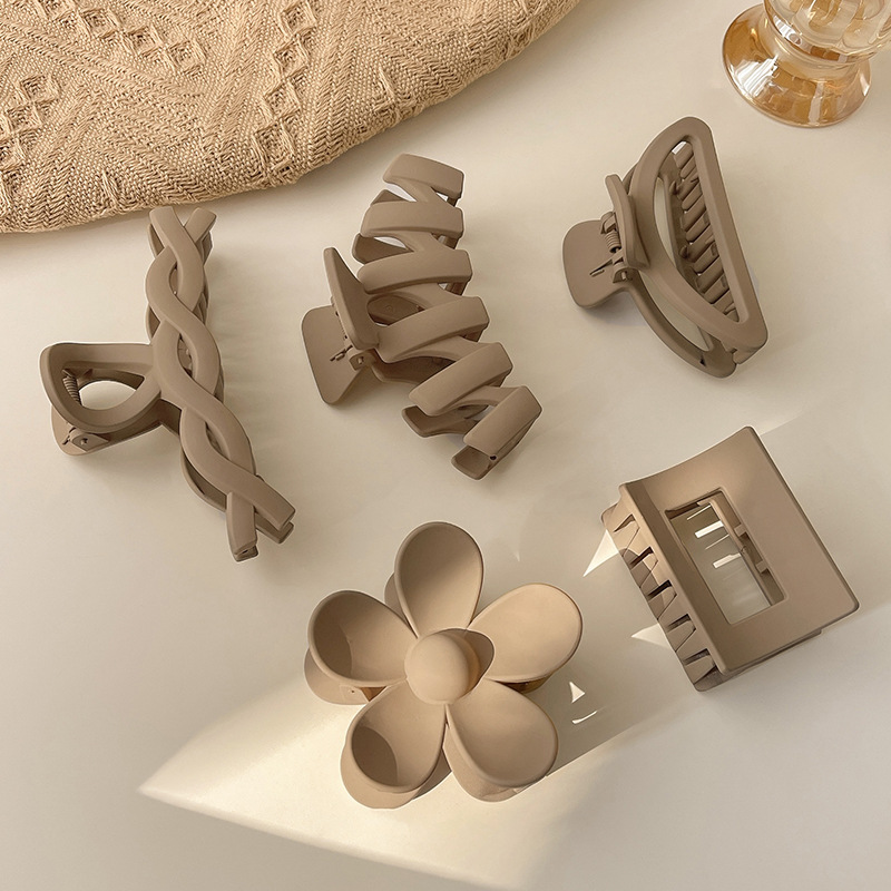 Nuevo elegante horquilla trasera cabeza baño clip tocado clip de tiburón Estilo coreano primavera/verano leche marrón serie captura clip neto rojo