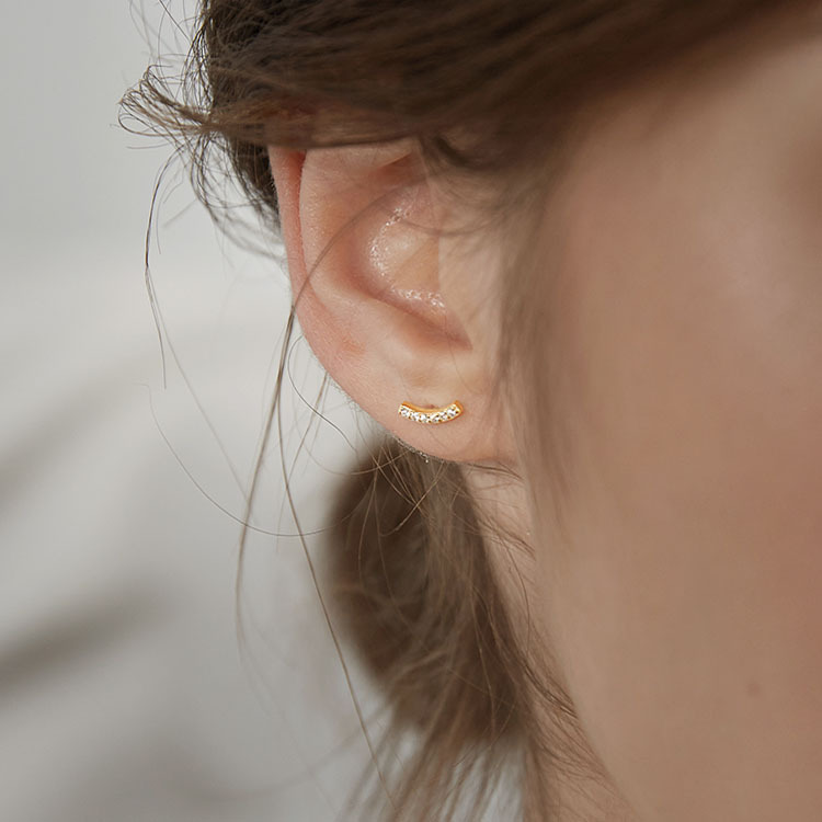 Sunburst Diamond-Studded Smile Earrings For Women, Simple Unique Design, Trendy And Elegant, Compact Earrings, High-End_voghion.com