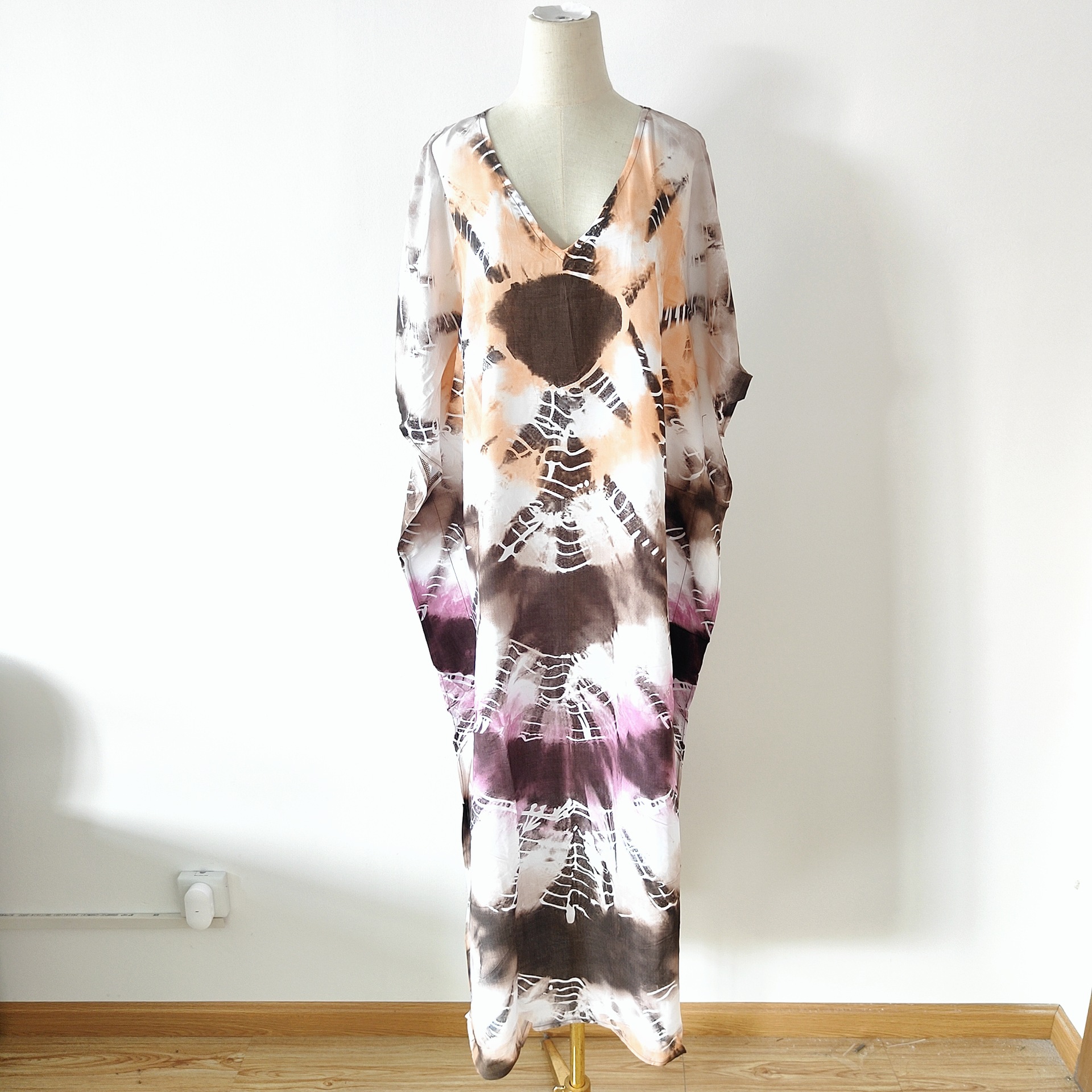 44 colores transfronterizo europeo y americano impreso playa blusa vacaciones playa falda bikini sol protección ropa blusa 1D196