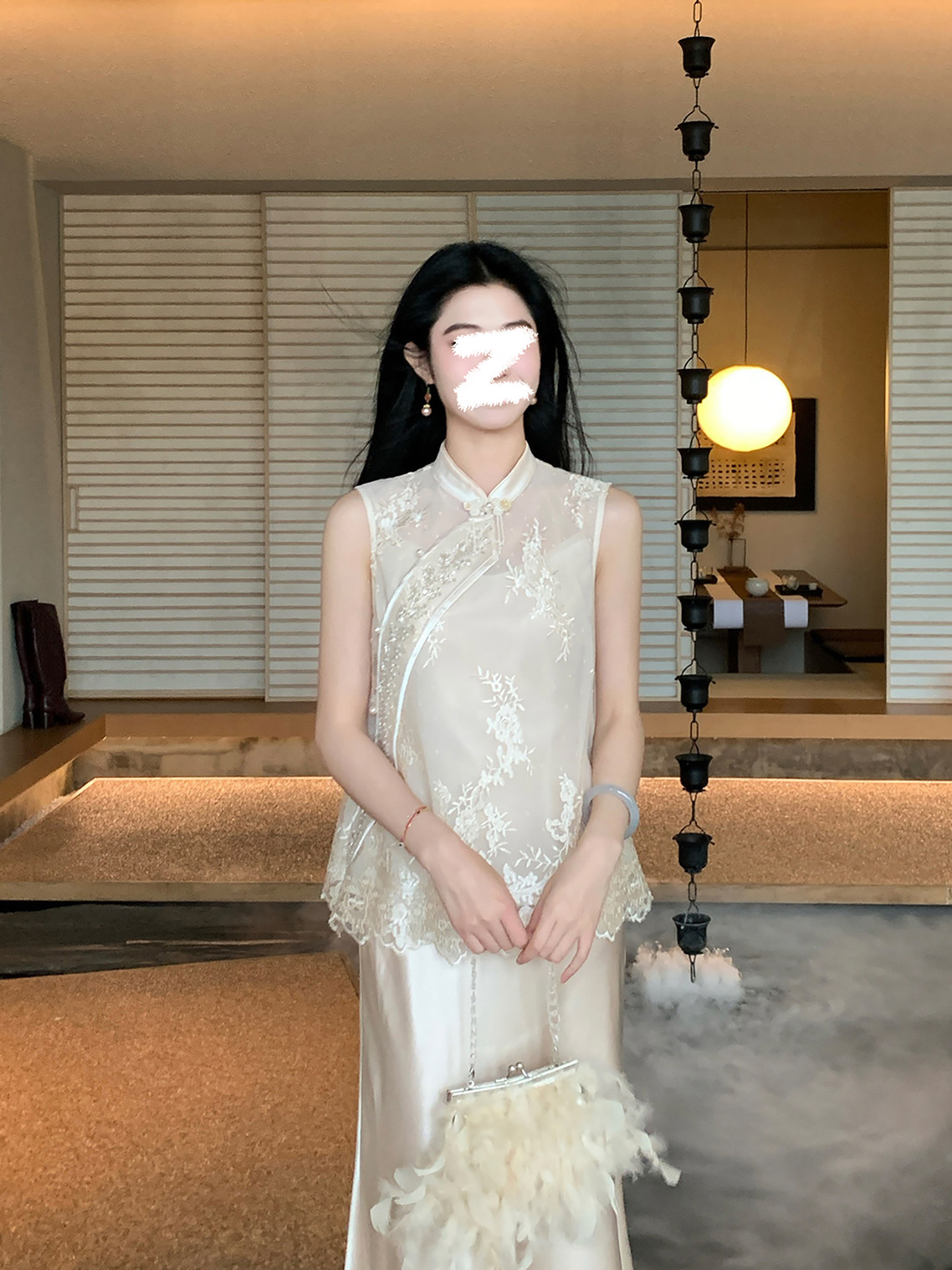 Áo vest gile nữ không tay phong cách Trung Hoa mới, thiết kế thêu ren lưới cao cấp — màu trắng ngà chi tiết 4