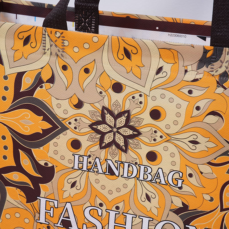 Tienda de ropa no tejida bolsa de mano bolsa de regalo para ropa de embalaje ecológico compras ropa de mujer personalizada al por mayor image 5