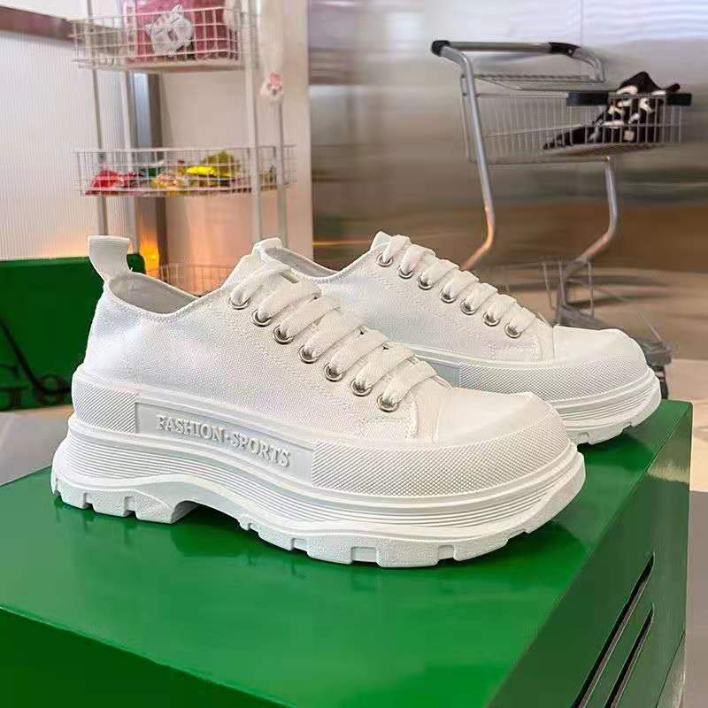 Gleiche Leinwand Schuhe Weibliche 2023 Student Vielseitige Low Top Board Schuhe Casual Schuhe Dicke Sohle Erhöhte Sport Schuhe_voghion.com