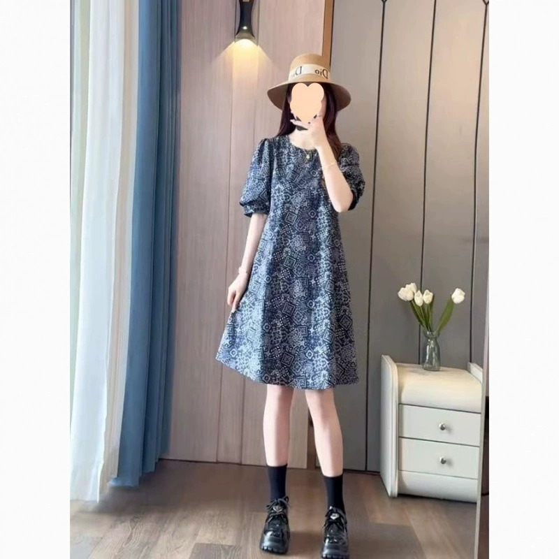 Европейская станция 2025: Новое ретро-платье с круглым вырезом, свободное цветочное платье в стиле "бэби-долл" для женщин, уменьшающее возраст.