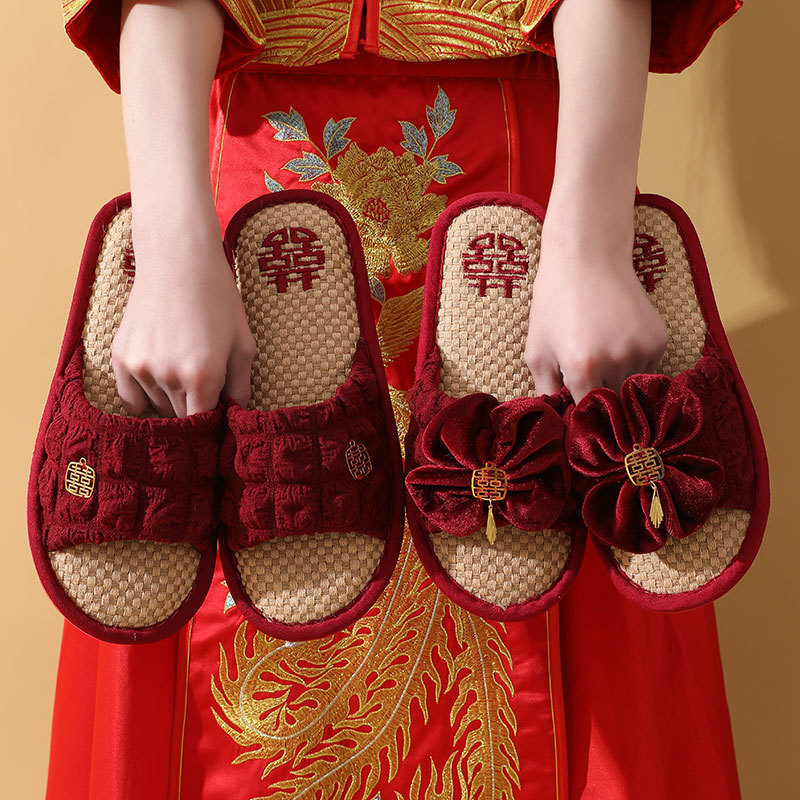 Linen wedding slippers wedding pair red festive indoor non-slip home wedding bride and groom accompanying slippers Linen wedding slippers wedding pair red festive indoor non-slip home wedding bride and groom accompanying slippers