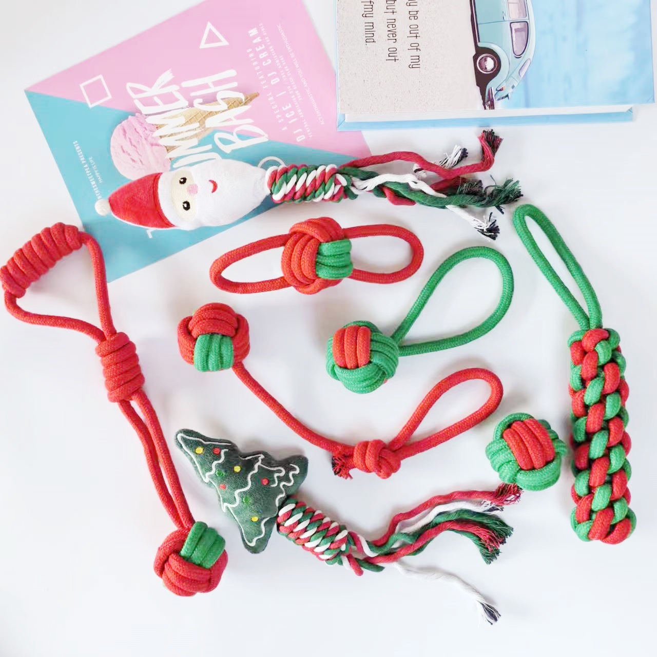 Juguetes para perros de gran venta transfronterizos, juego de juguetes de cuerda de algodón navideños para mascotas, juguete para la dentición, alivio del aburrimiento, juguete navideño con nudos resistentes a las mordidas.