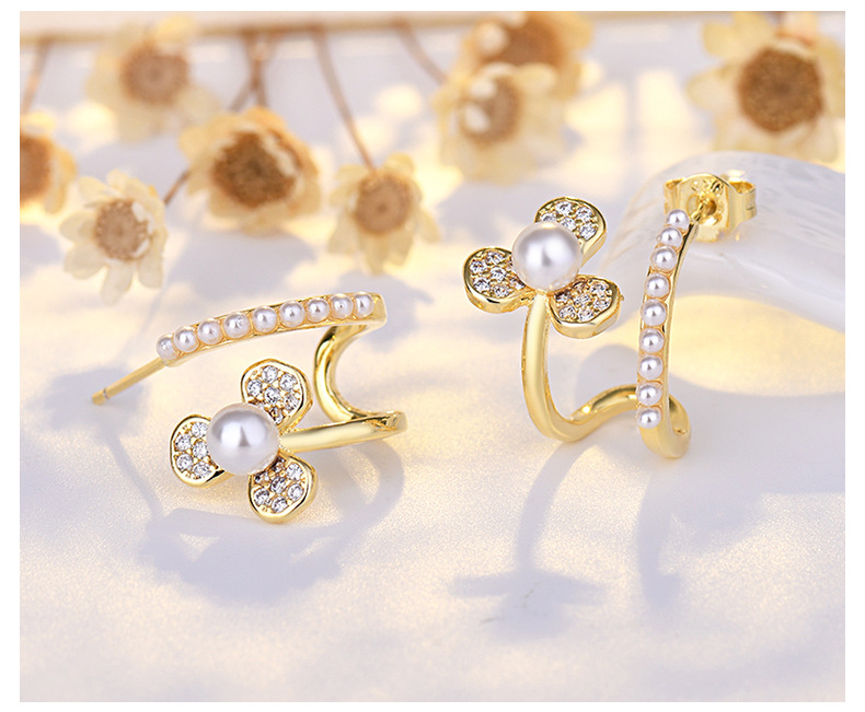 Daily Occasion Copper Material Lady Flower Copper Plating Inlay Artificial Pearls Zircon Ear Studs 1 Pair