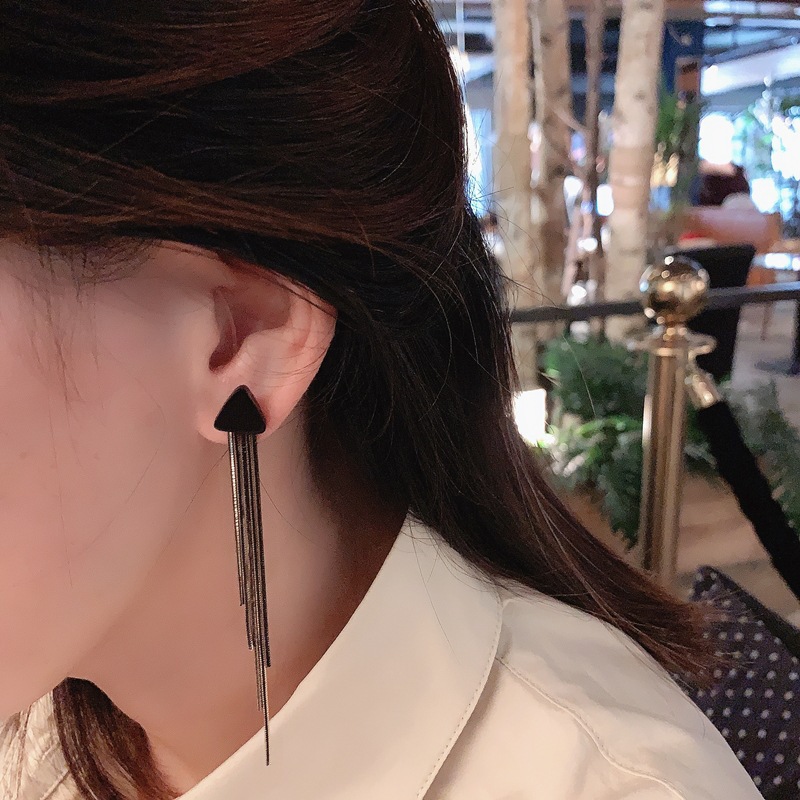 韩国气质S925银针酷黑色三角形流苏耳环新款潮长款网红耳饰女