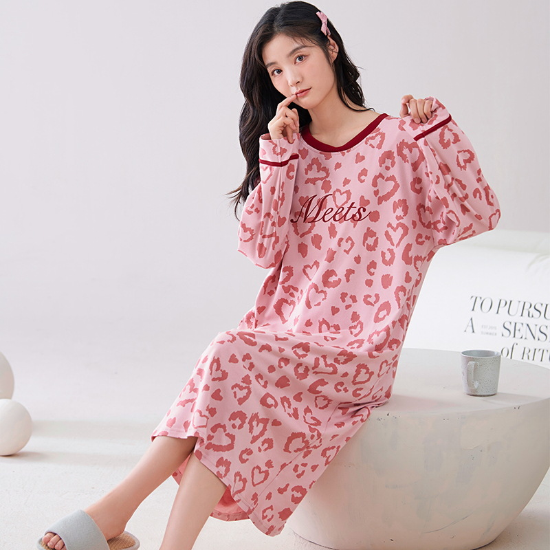 [Customized] pijama con cojín de pecho de primavera y otoño de algodón vestido de mangas largas de fresas dulce vestido de algodón vestido para el hogar