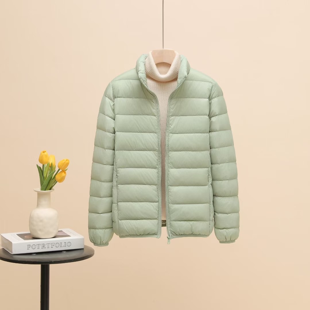 Светло-зеленый