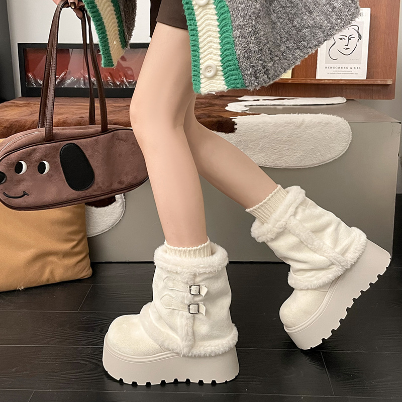Fashionable Height-Increasing Snow Boots for Autumn and Winter, with Thick Plush Soles, Warm and Cute Furry Cotton Shoes, Martin Short Boots