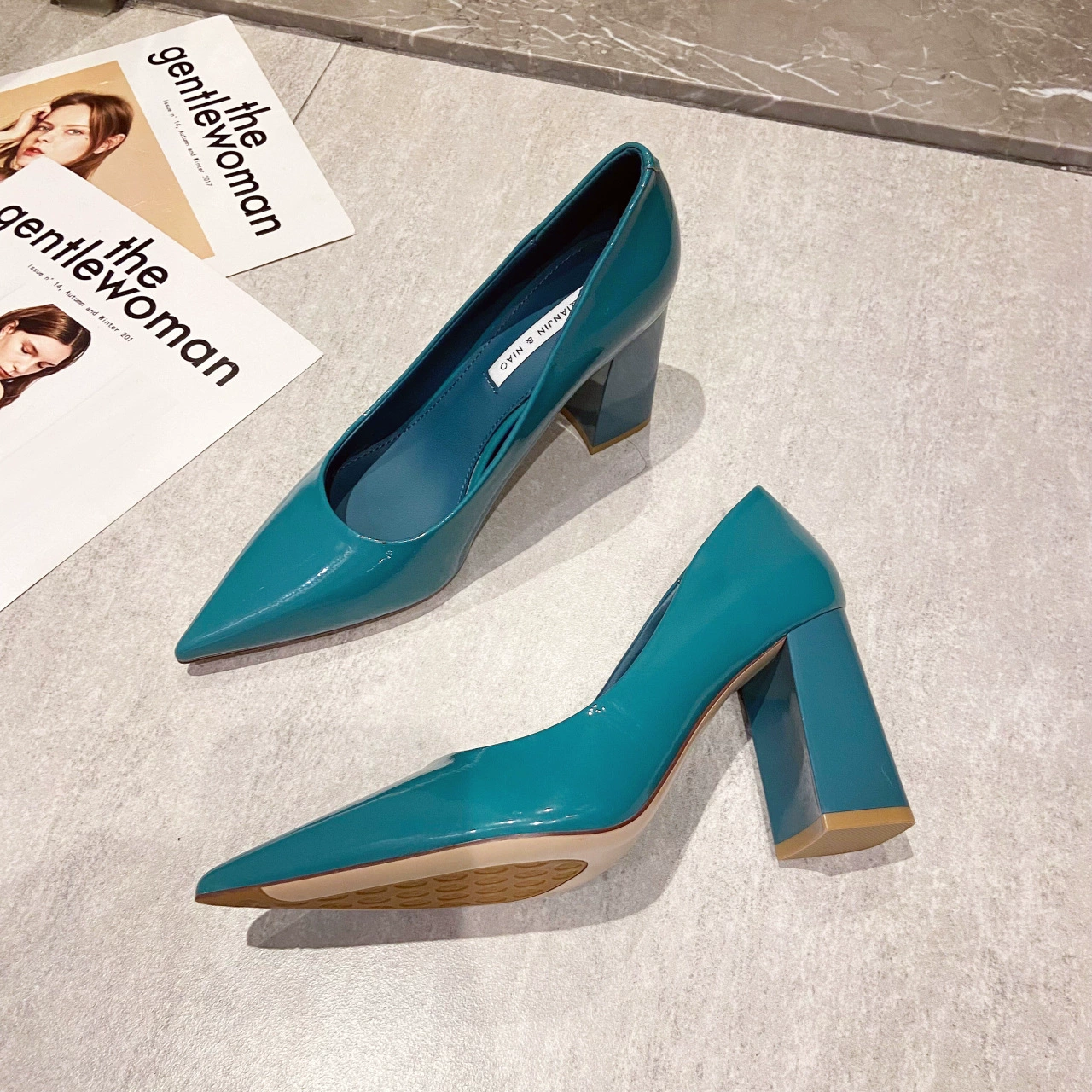 Голубые туфли на высоком каблуке для женщин 2025 весна-осень новые профессиональные лакированные туфли-лодочки с острым носком на шпильке