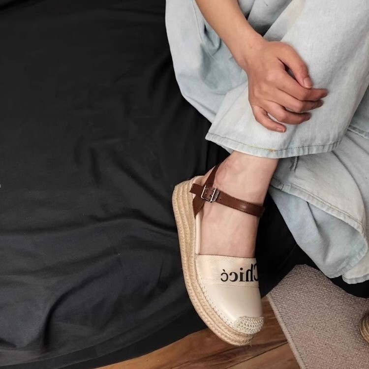 Summer Women's Shoes, Ultra-Light Thick-Soled Closed-Toe Sandals for Women, 2026 New Versatile Casual Platform Shoes, Fisherman Shoes