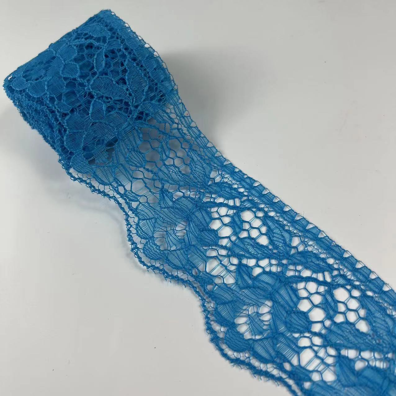 Suministro directo de fábrica 6cm encaje ropa textil para el hogar falda collar accesorios encaje color no elástico material de poliéster al por mayor