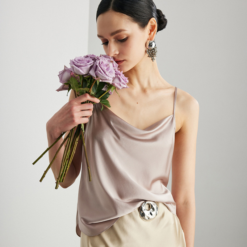 Silk Camisole for Women 2026 Spring/Summer New Versatile Solid Color Commuting Inner Wear Mulberry Silk Top Silk Camisole for Women 2026 Spring/Summer New Versatile Solid Color Commuting Inner Wear Mulberry Silk Top