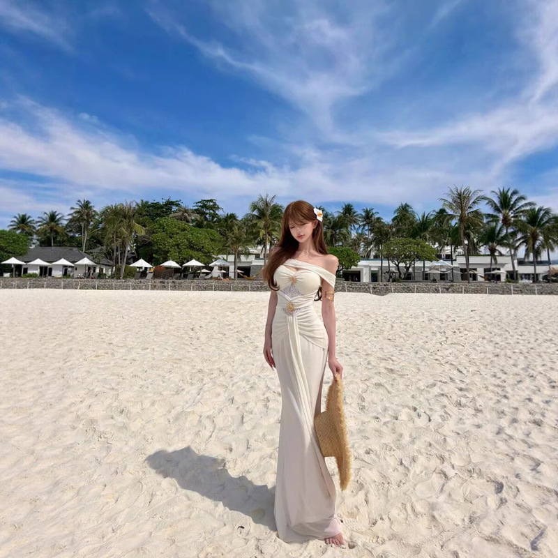 Island Vacation Pure Desire Apricot-Colored Off-Shoulder Dress for Women, Waist-Cinching Sexy Mermaid Long Dress, High-End Birthday Gown