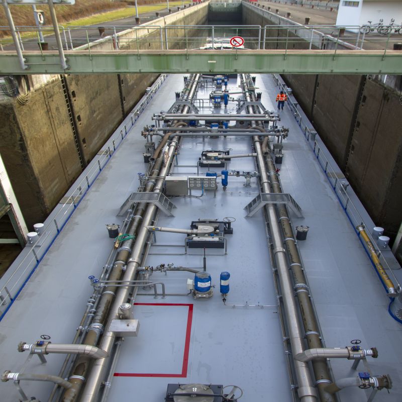 永凝液混凝土桥梁路面防水材料，用于水电站的防水防腐防护。