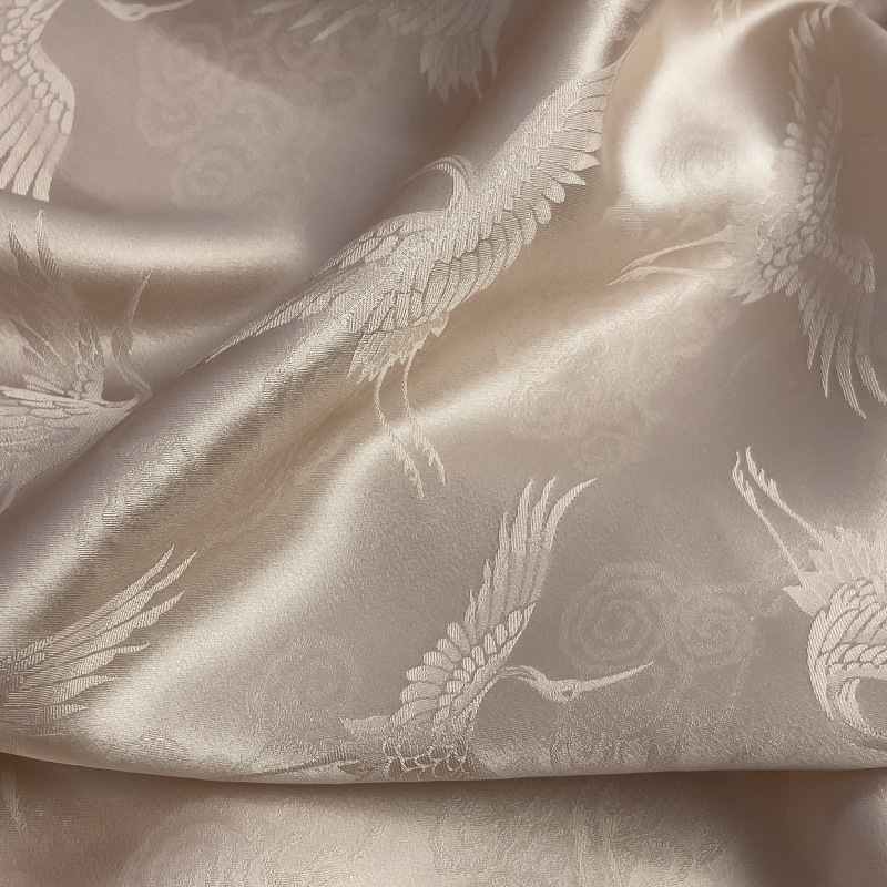 Jacquard de seda Xiangyun grúa nuevo 19mm puerta 140CM 100% seda