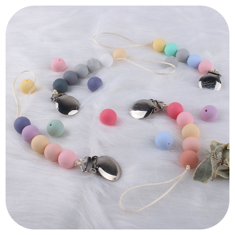 Suministros para bebés nuevo clip de pezón de hierro redondo dientes de bebé moler cuentas de silicona Cadena de pezón cadena anti-caída