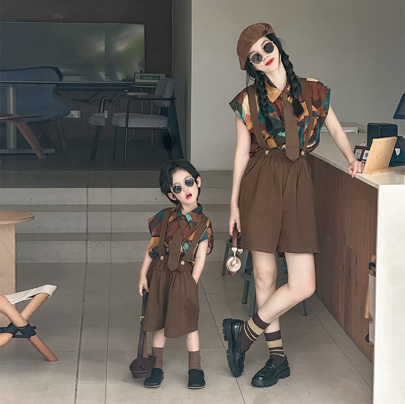 Play together parent-child holiday style boys and girls port style suit mother-child floral shirt suspenders 2-piece set