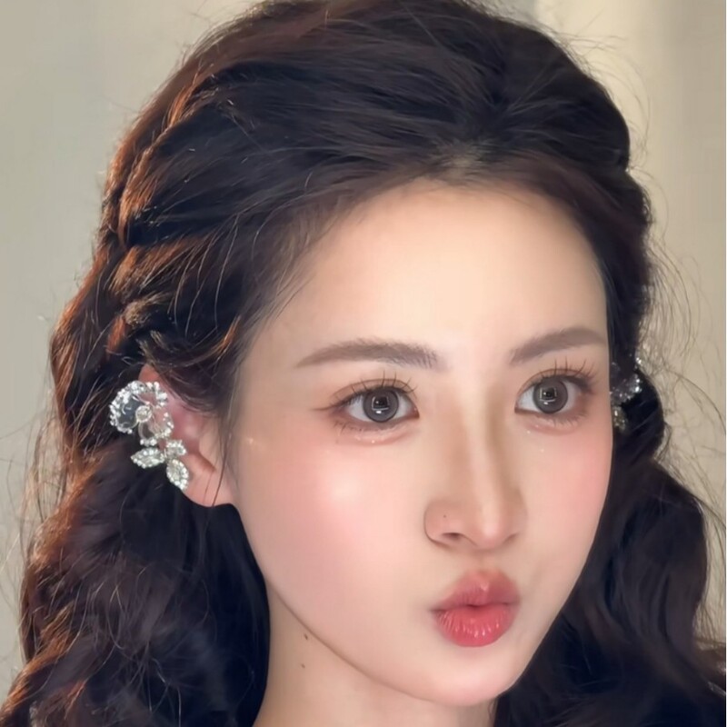 ブライダルフラワーウェディングスイートイヤリングシルバー新中国風ニッチハイエンド人気スタイルライト高級ドレッシングガウン新しいイヤリング|undefined