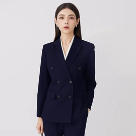 羽绒服;女式衬衫;职业女裤套装