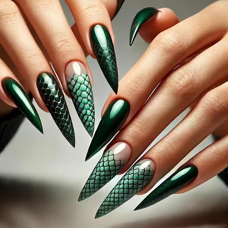 Cross-Border Wearable Nails Dark Dark Green Snake Pattern Stripes Glitter Nail Art Nail Stickers Fake Nail Pieces Manufacturer Wholesale 24 Pieces