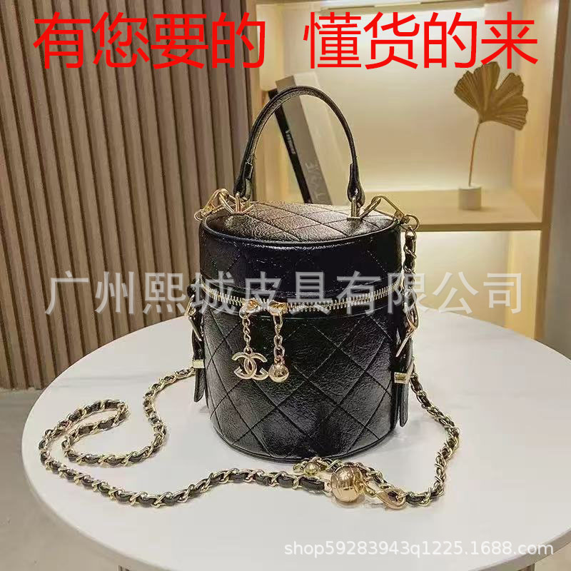 跨境真皮老花十字纹菱格鱼子酱链条流浪包购物袋凯旋门2024新单品|undefined