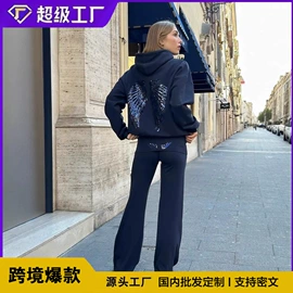 瑜伽服;女式T恤;女式衬衫