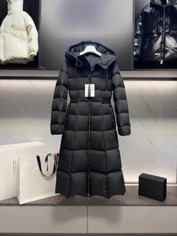 Faucon在逃公主蒙口羽绒服女款长款连帽外套纯色冬季新款|undefined