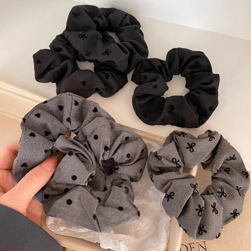 Arco negro gris anillo de cabello de intestino grueso femenino red2024 nuevo temperamento suave bola baja atada de cabello adornos de cabello