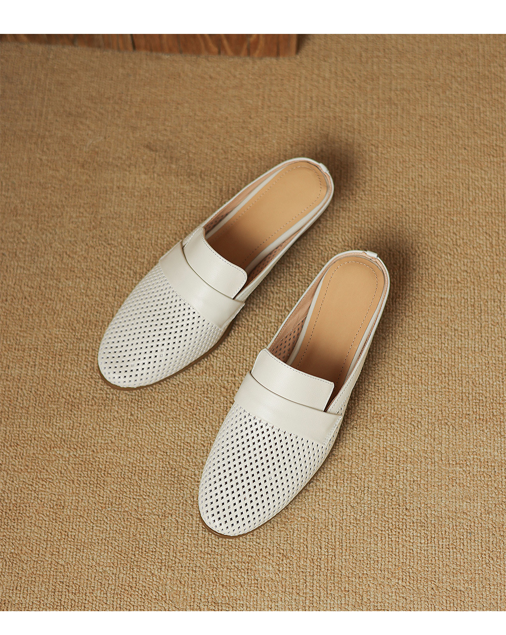 Sandal nữ quai ngang mũi kín gót thấp đế xốp nhẹ mùa xuân hè — đen chi tiết 16