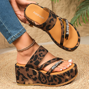 ˮ���ĸ�Aֺ����¸��¿��⴩ɳ���r�b���Ա��y��a�羳����ЬŮ