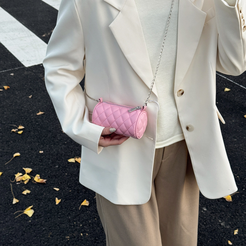 Mochila de estilo bordada de diamante para hombres y mujeres, bolsas de hombro de color sólido, mini bolsas de cilindro para bebés 2026 nuevas bolsas de accesorios para niños