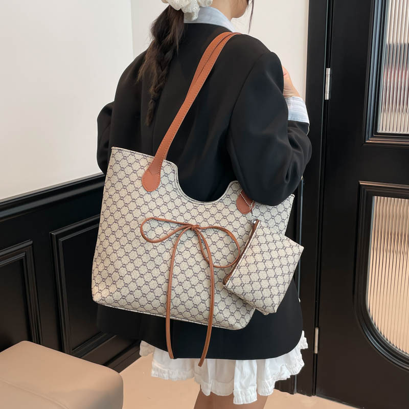 简约时尚女包通勤大容量新款托特包秋季女2025满印花单肩包手提包|undefined