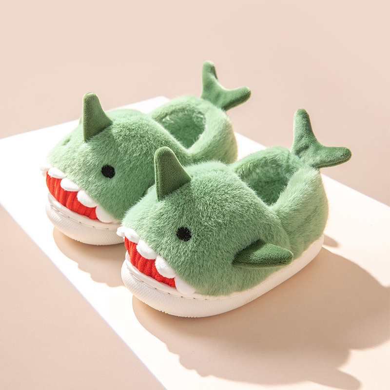 Qidan Shoes Factory Zapatillas de algodón de dibujos animados para niños Shark invierno lindo interior fondo grueso cálido lana zapatillas de felpa al por mayor