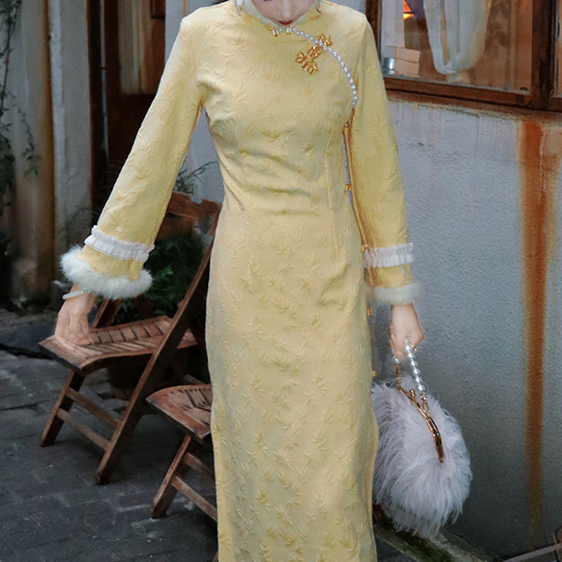 New Chinese-style Fleece-lined Thickened Improved Cheongsam, 2025 New Model, Youthful Sophisticated, Autumn And Winter_ecoleips.com