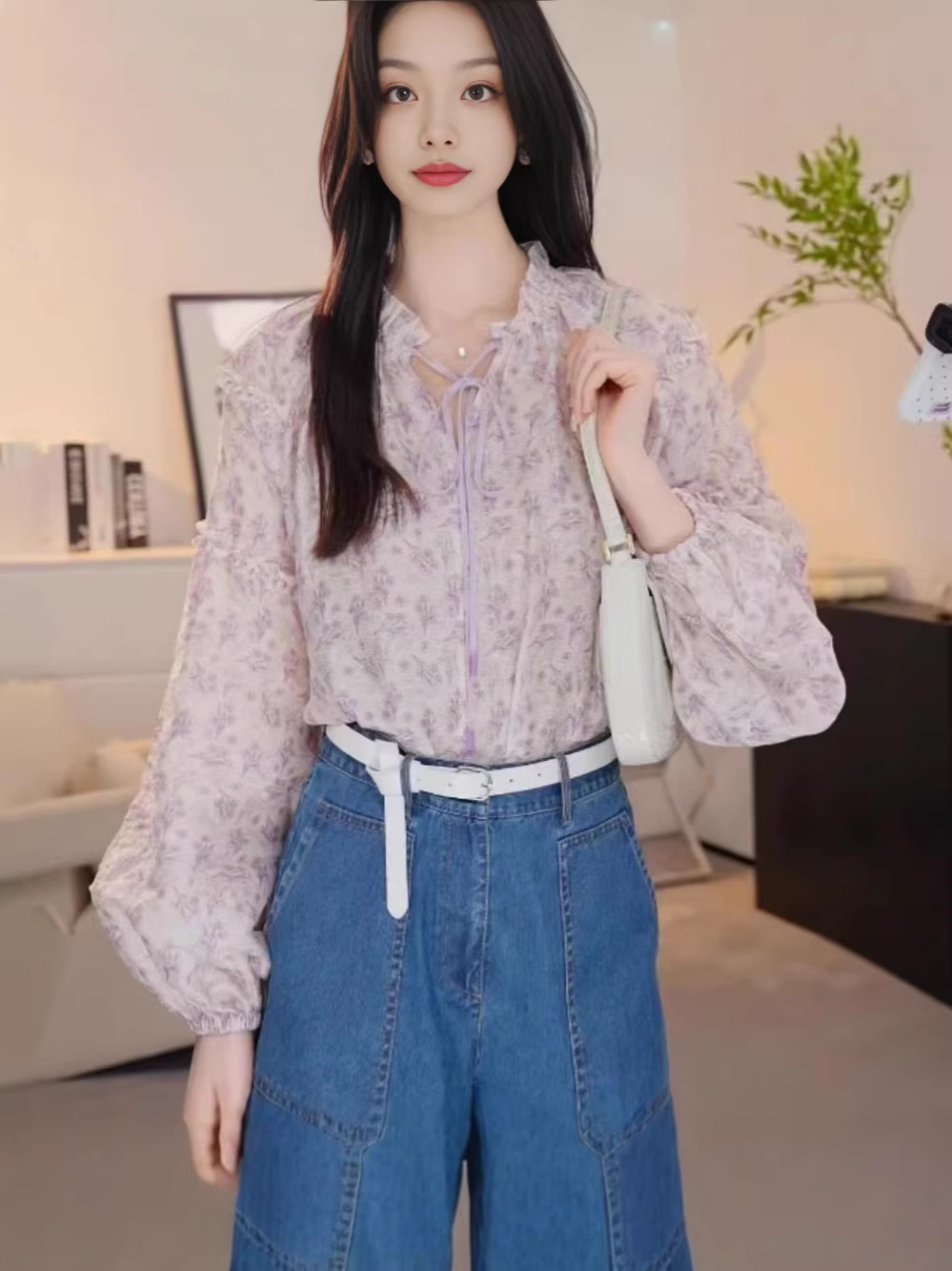 Áo sơ mi dài tay nữ hai lớp phối ren hoa nhí, chất liệu mềm mại — Bột hoa anh đào - Hoa nhỏ