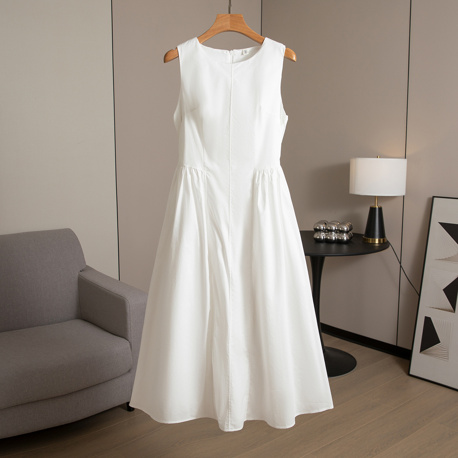 White long summer dress sleevless