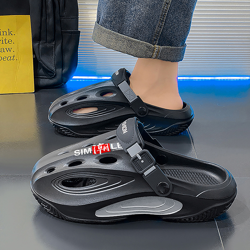 Zapatos con agujeros para hombres 2025 verano ocio para estudiantes vadeo en la playa, suela gruesa ligera, zapatillas Baotou