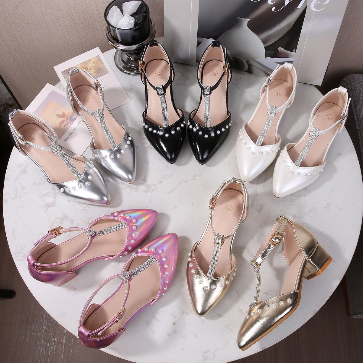 2026 New Style Girls' Pearl-Encrusted High-Heeled Shoes, French Princess Style Performance Shoes, Fashionable Crystal-Heeled Children's Shoes