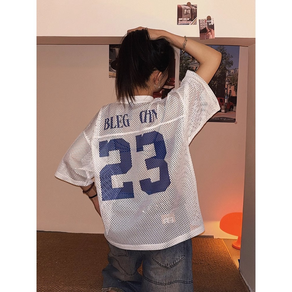 Mesh Letter Print V-neck Short-sleeve T-shirt , Summer Hollow-out Short Jersey, Loose-fitting Top For Both Men_viptrois.com
