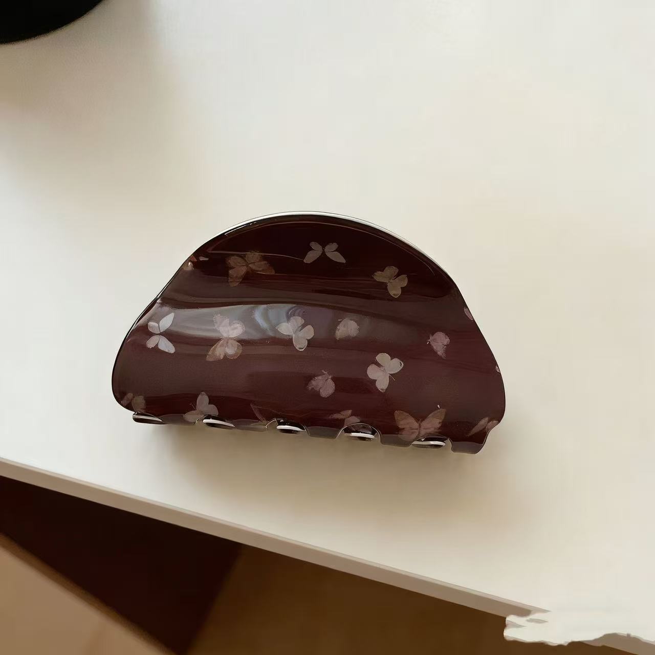 5146 premium shark clip - coffee butterfly ingot