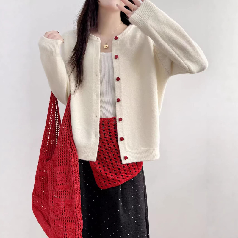 Korean-Style Autumn and Winter Sweet Youthful Heart-Button Wool Cardigan for Women, Round Neck New Versatile Sweater Coat Versatile Top