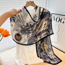 时尚百搭送妈妈真丝围巾女秋冬百搭长款桑蚕丝双层面披肩两用