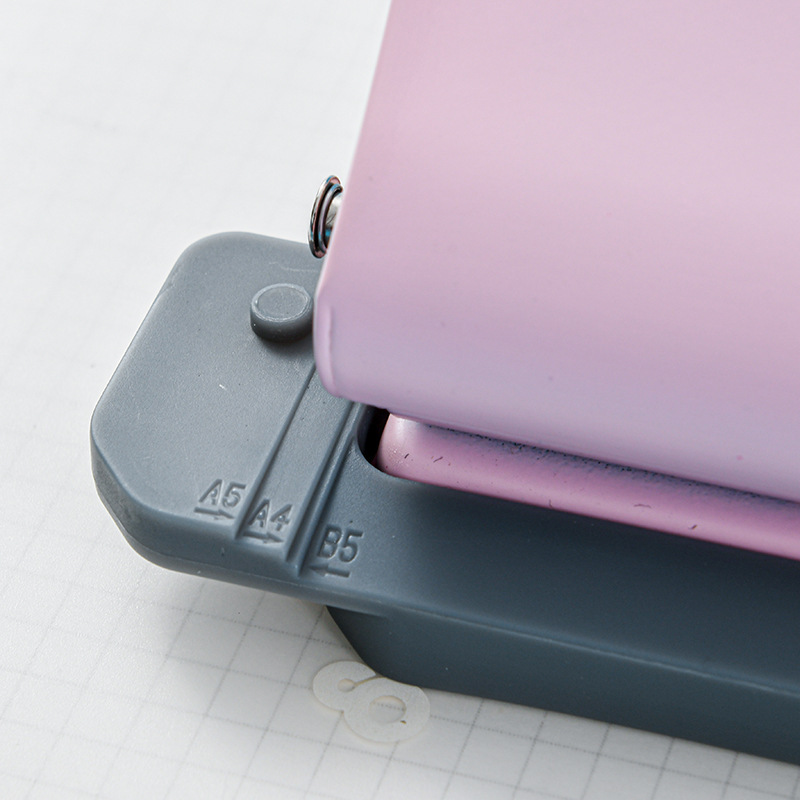 Round hole puncher for students, tear-off sheet 3