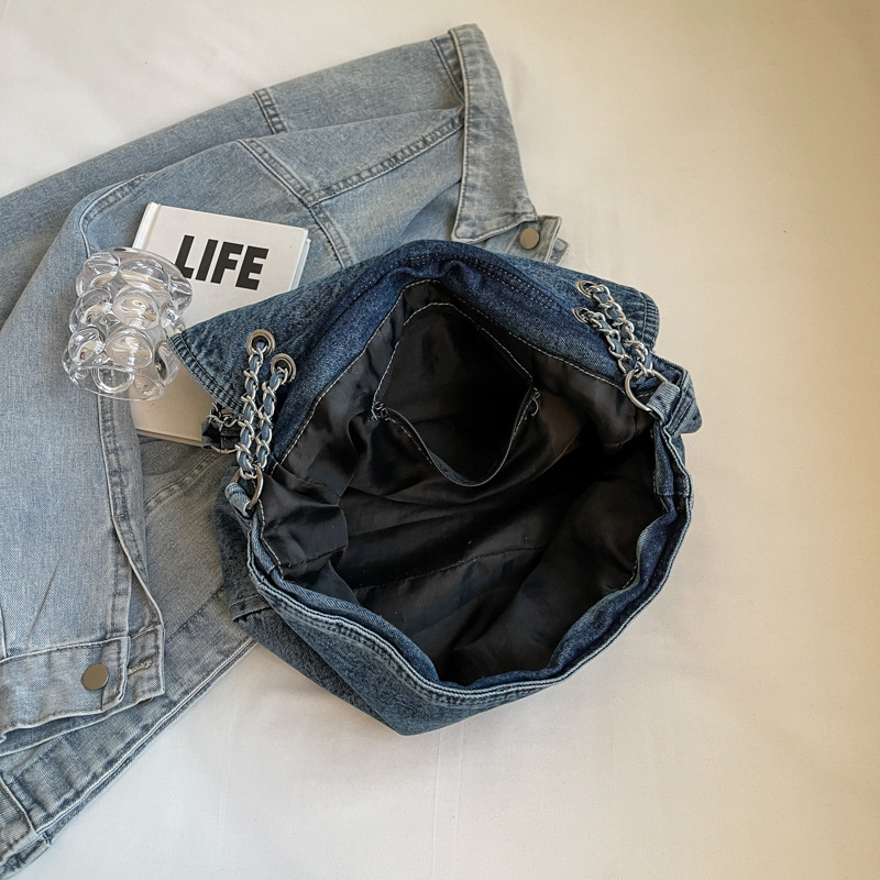 2024 nueva moda super fuego casual señoras bolso de hombro cadena de gran capacidad tirada diagonal bolso femenino al por mayor