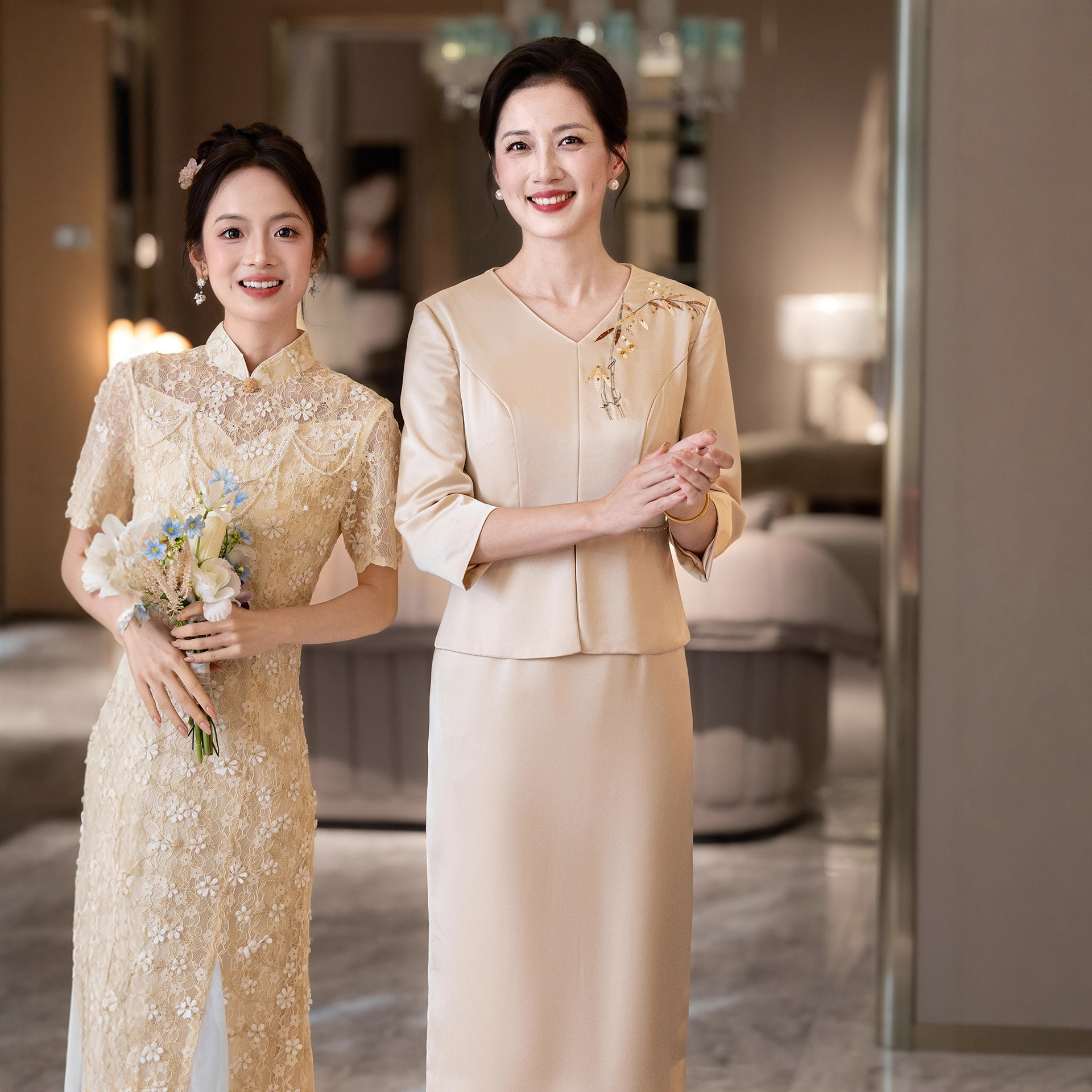 High-End Light Luxury Wedding Banquet Outfit for Mother-In-Law 2025 New Model Noble Young Wedding Mother Dress Set Improved Cheongsam