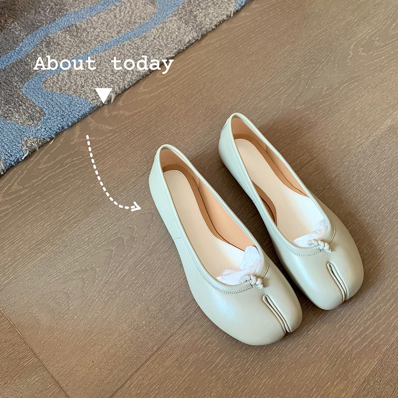 Sheepskin version ~ genuine leather pig's trotters shoes split toe shoes women's horseshoe flat bean shoes one foot shallow mouth ballet shoes